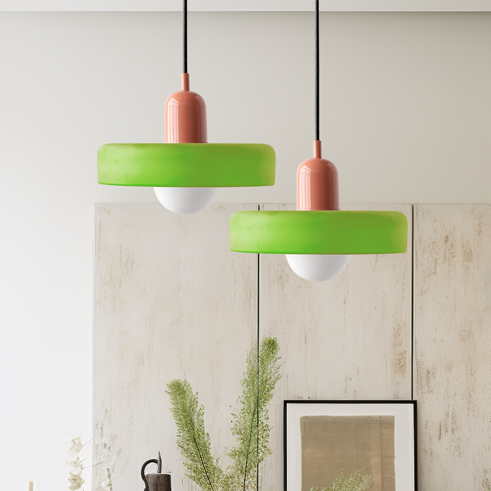 Bauhaus-pendel i farvet glas – design