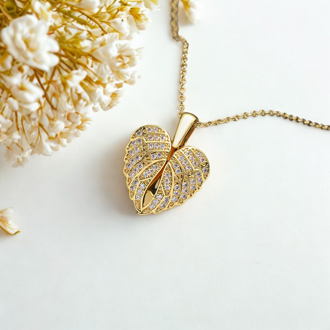 Jewelance™ PersonalizedNecklace: Elegant Engelvinger Personligt Modehalskæde
