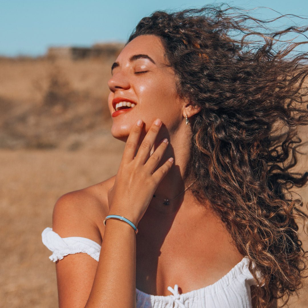 Jewelance™ CuffBracelet 1+1 GRATIS: Stilfuld Farve Indlæg Åben Cuff Statement Armbånd