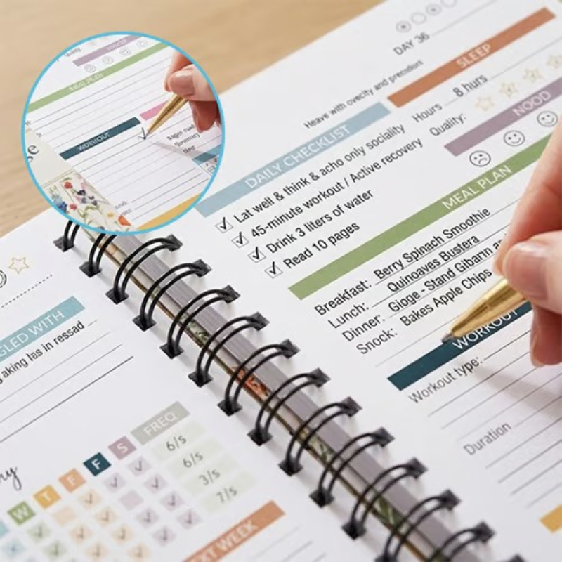 DailyTrack: Tracking Notebook Til Daglige Vaner Og Fremskridts Journal