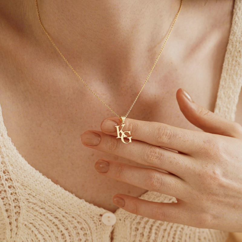 Jewelance™ InitialPendant: Personlig Initial Stablet Vedhæng Mode Halskæde