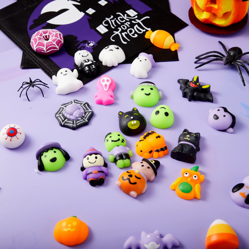 Kletshuts™ HalloweenSquishy: Halloween Kneb Eller Behandle Squishy Spand Legetøj