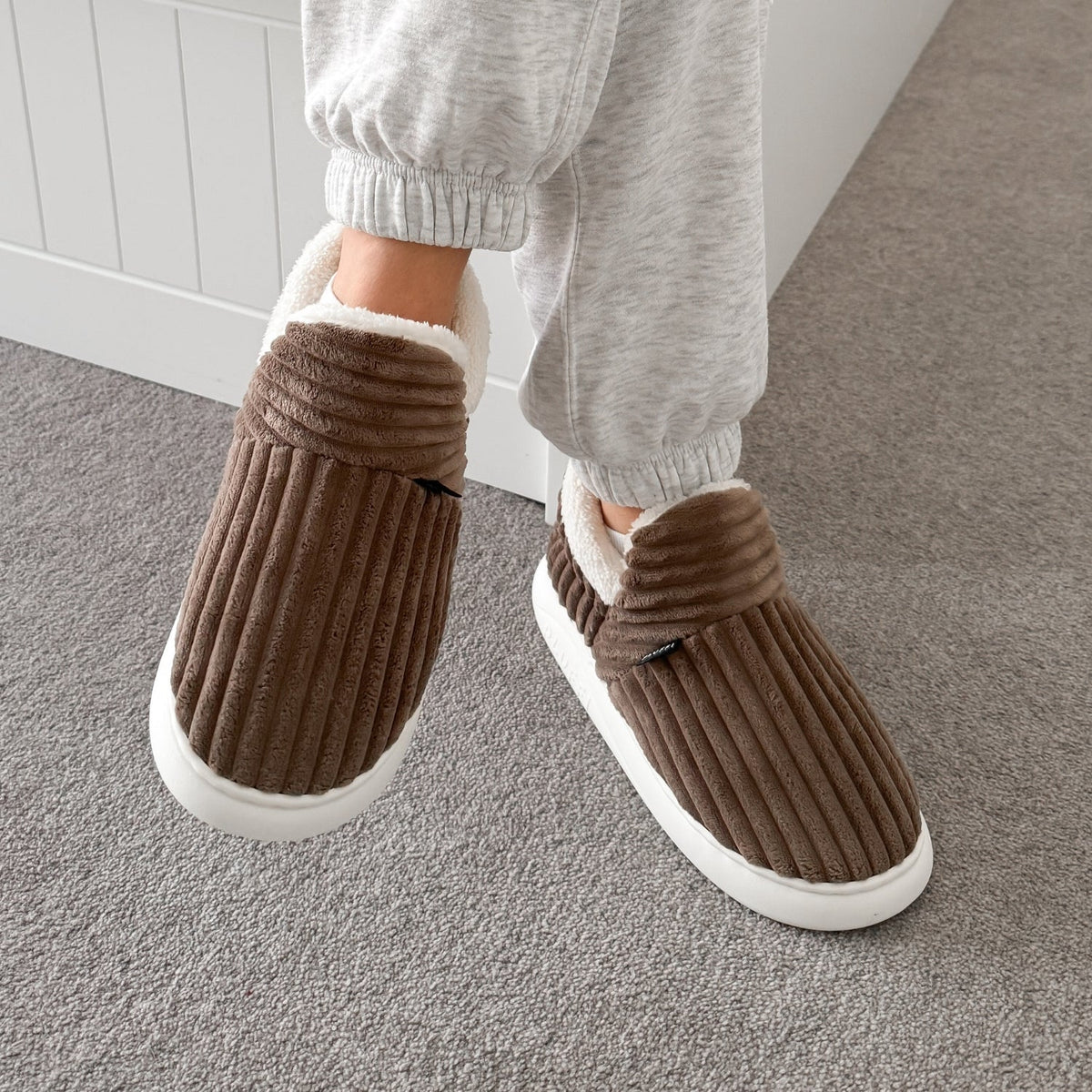 Happy™ CozySlippers: Unisex Vinter Fodtøj Komfortabelt Varmt Tøfler