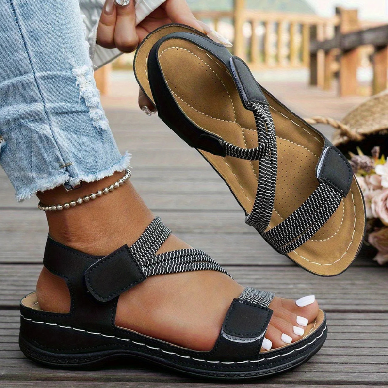 Happy™ ChicSandals - Diagonal Krydsrem Design Chic Afslappet Sandaler