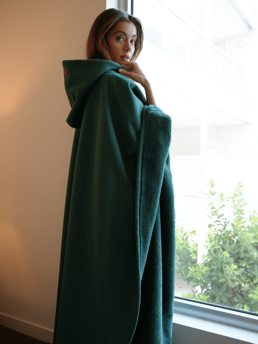 Vægtet hættejakke med oversized pasform og blødt inderfor