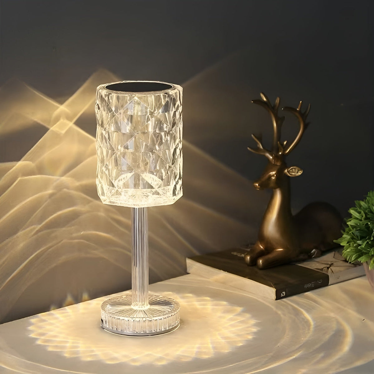 Ledsen™ SparkleLamp: Elegant Lysende Krystal Diamant Funkle Lampe