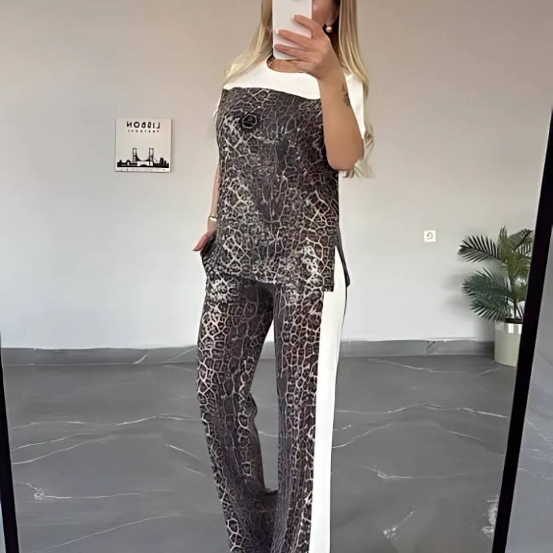 Icone™ LeopardOutfit: Komfort Hele Dagen Med 2-Delt LeopardOutfit Sæt