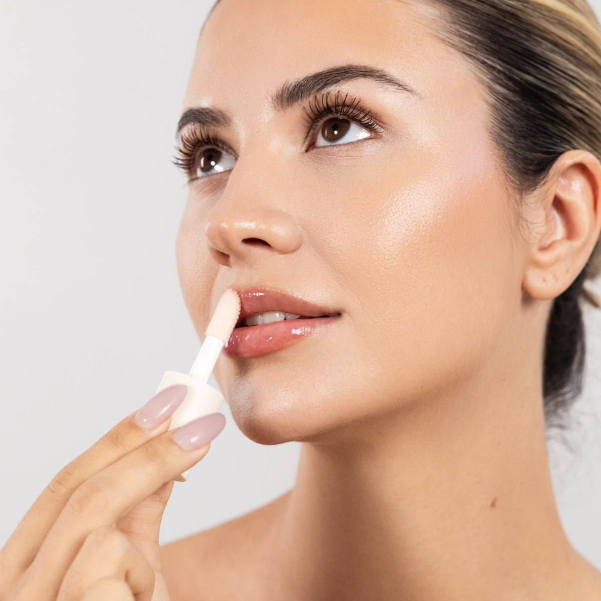 LIP SHEEN