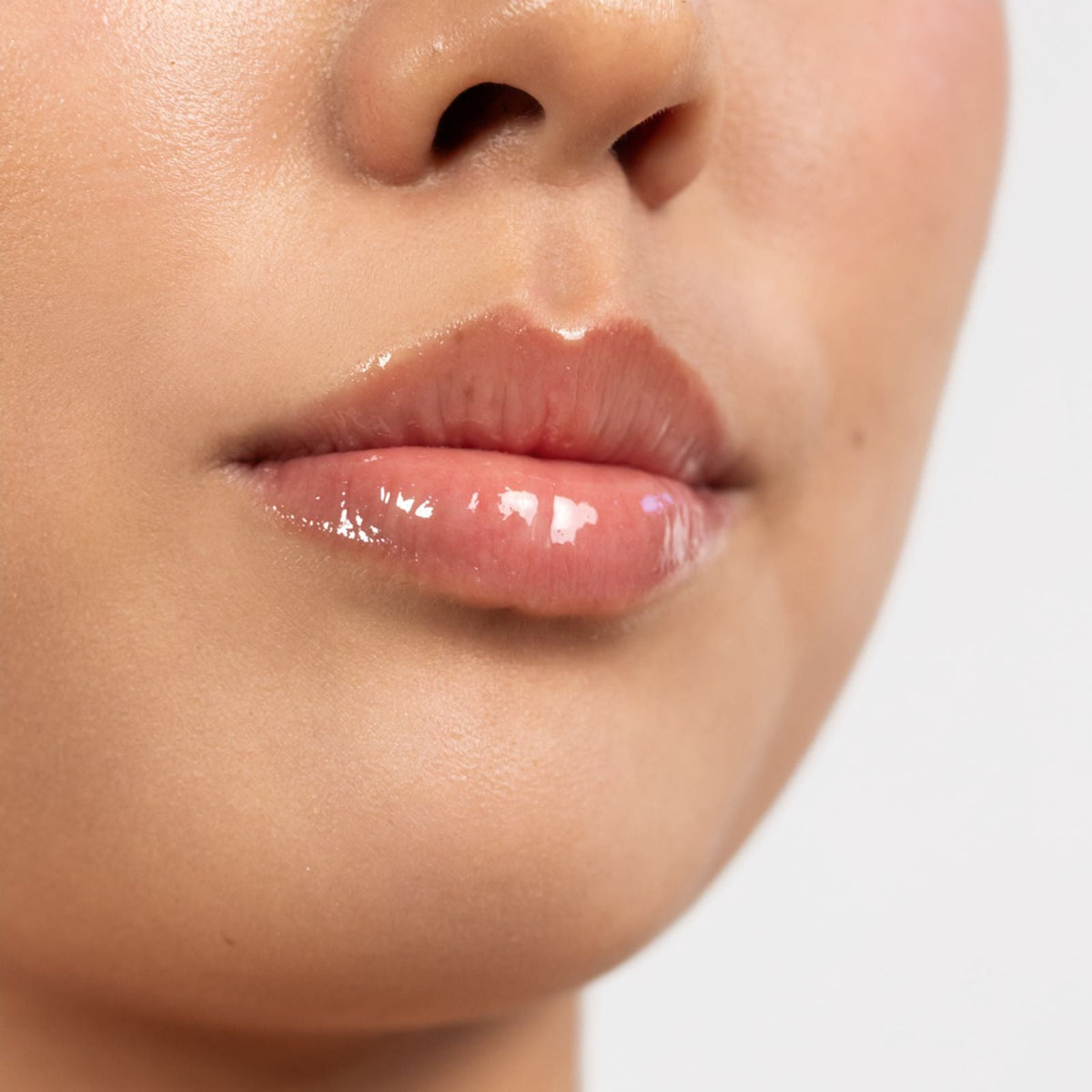 LIP SHEEN