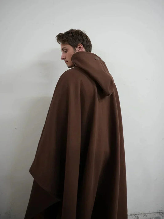 Vægtet hættejakke med oversized pasform og blødt inderfor