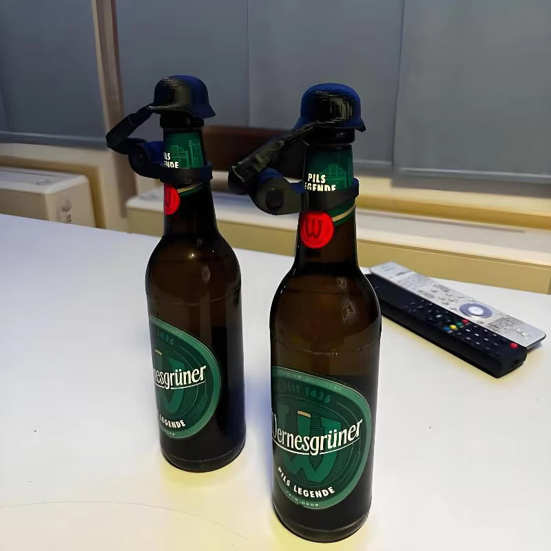 Globetrek° BottleCover 1+1 GRATIS - Genanvendelig Unik Soldat Hilsen Design Flaskeprop Dæksel