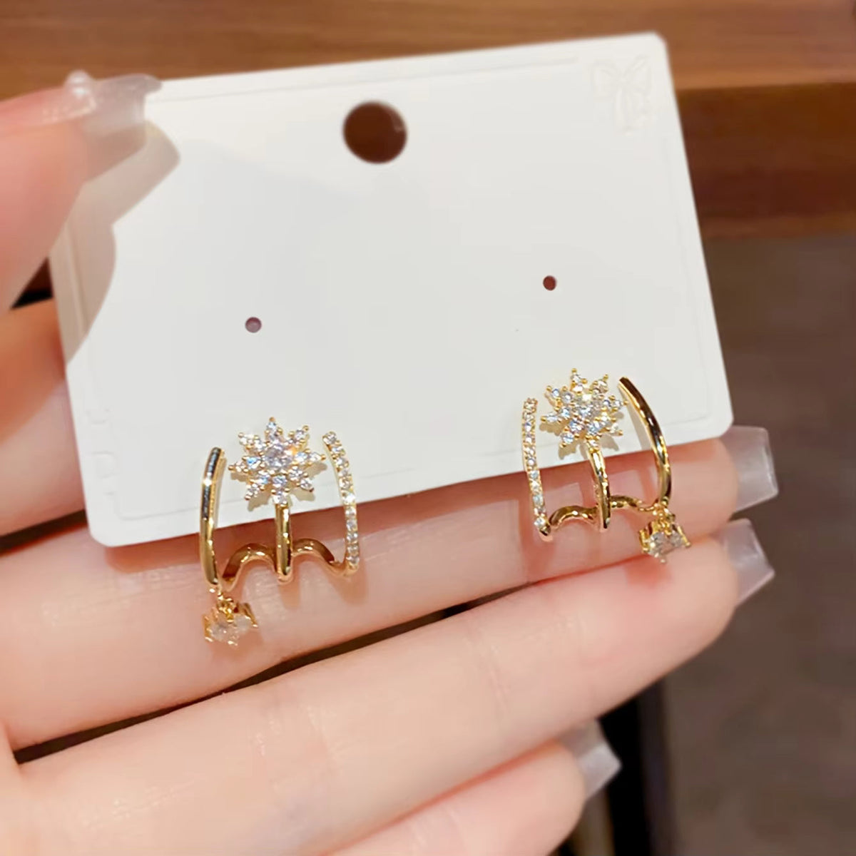 Jewelance™ ClawEarrings 1+1 GRATIS - Mode Glitrende Klør Stud Øreringe