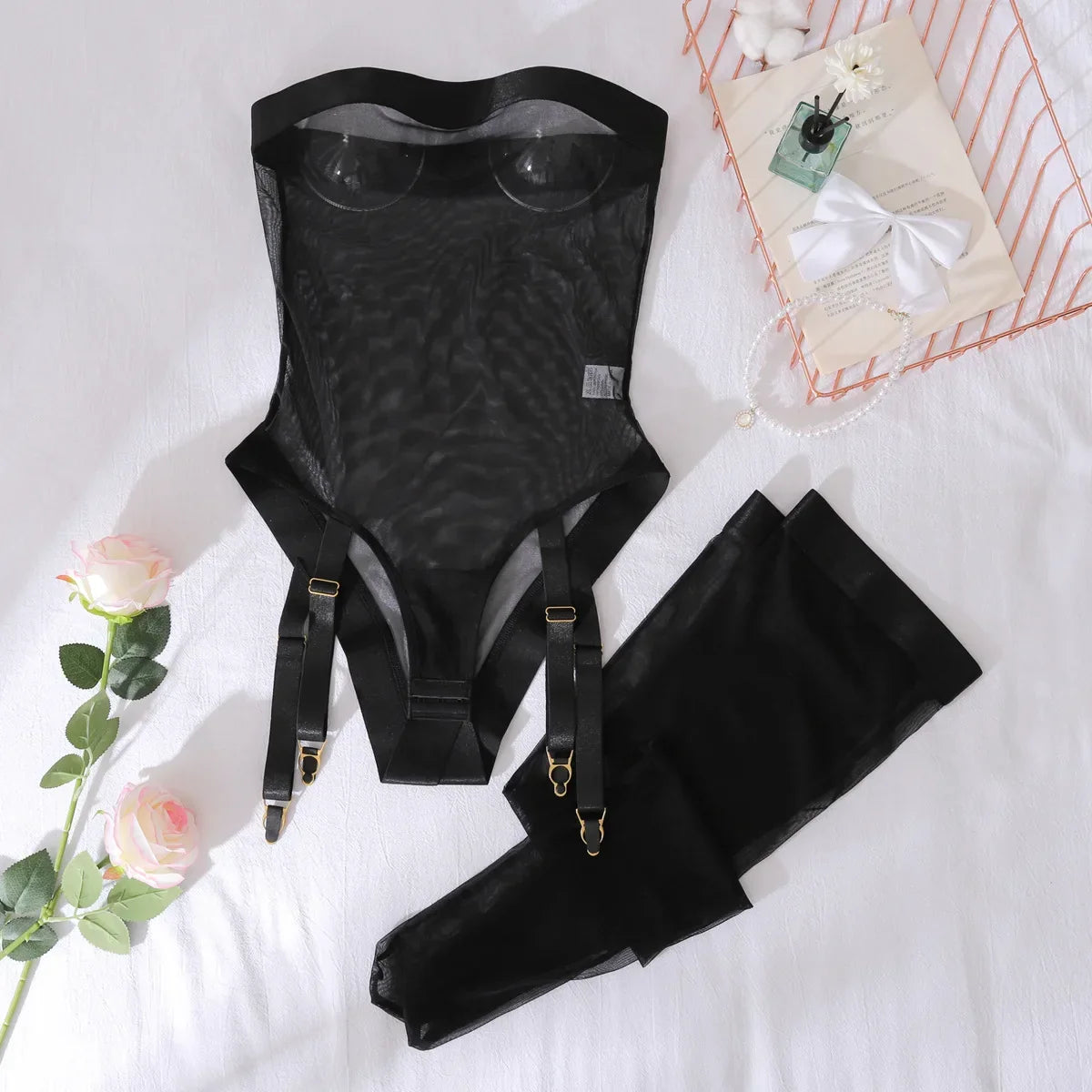 Icone™ SheerBodysuit: Forførende Sort Gennemsigtig Garter Bodysuit