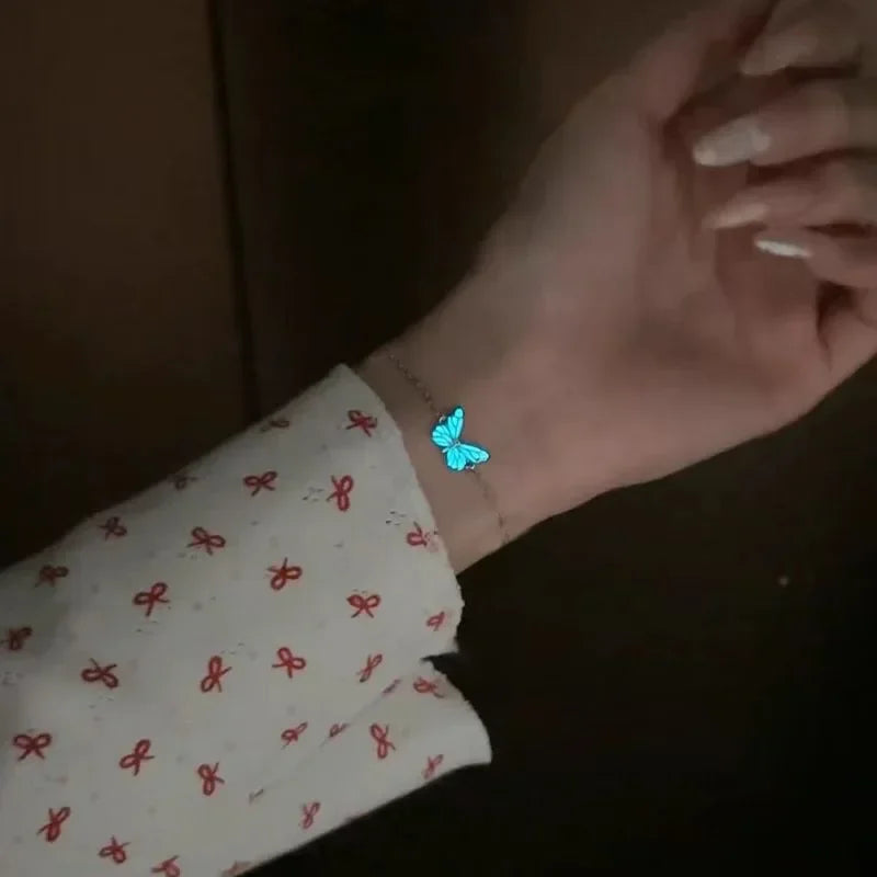 Jewelance™ GlowingButterfly 1+1 GRATIS: Mode Glødende Sommerfugle Halskæde Og Armbånd Sæt
