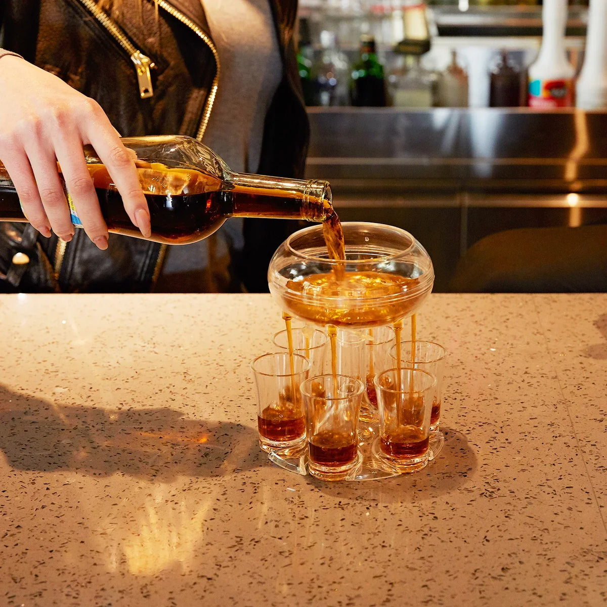 ShotDispenser™ - 6 Shot Glas Drikke Fest Dispenser