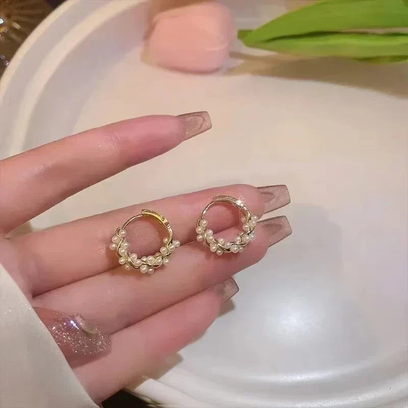 Jewelance™ TwistedEarrings 1+1 GRATIS: Elegante Snoet Hoop Perle Mode Øreringe
