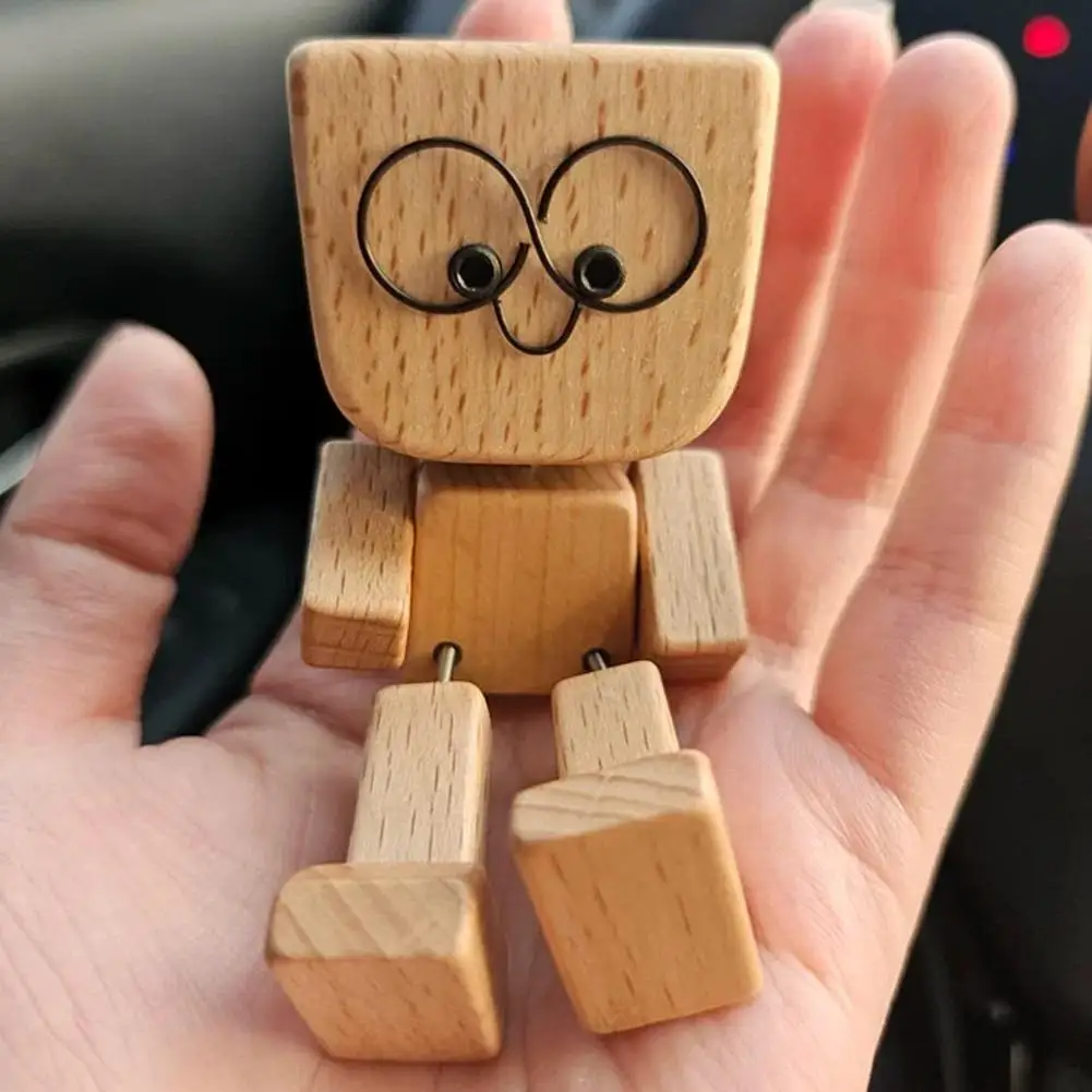 WoodenMan - Lille Rystende Træ Mand Figur Bil Dashboard Dekoration