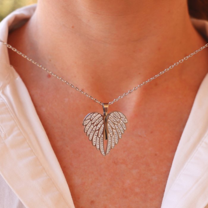 Jewelance™ PersonalizedNecklace: Elegant Engelvinger Personligt Modehalskæde