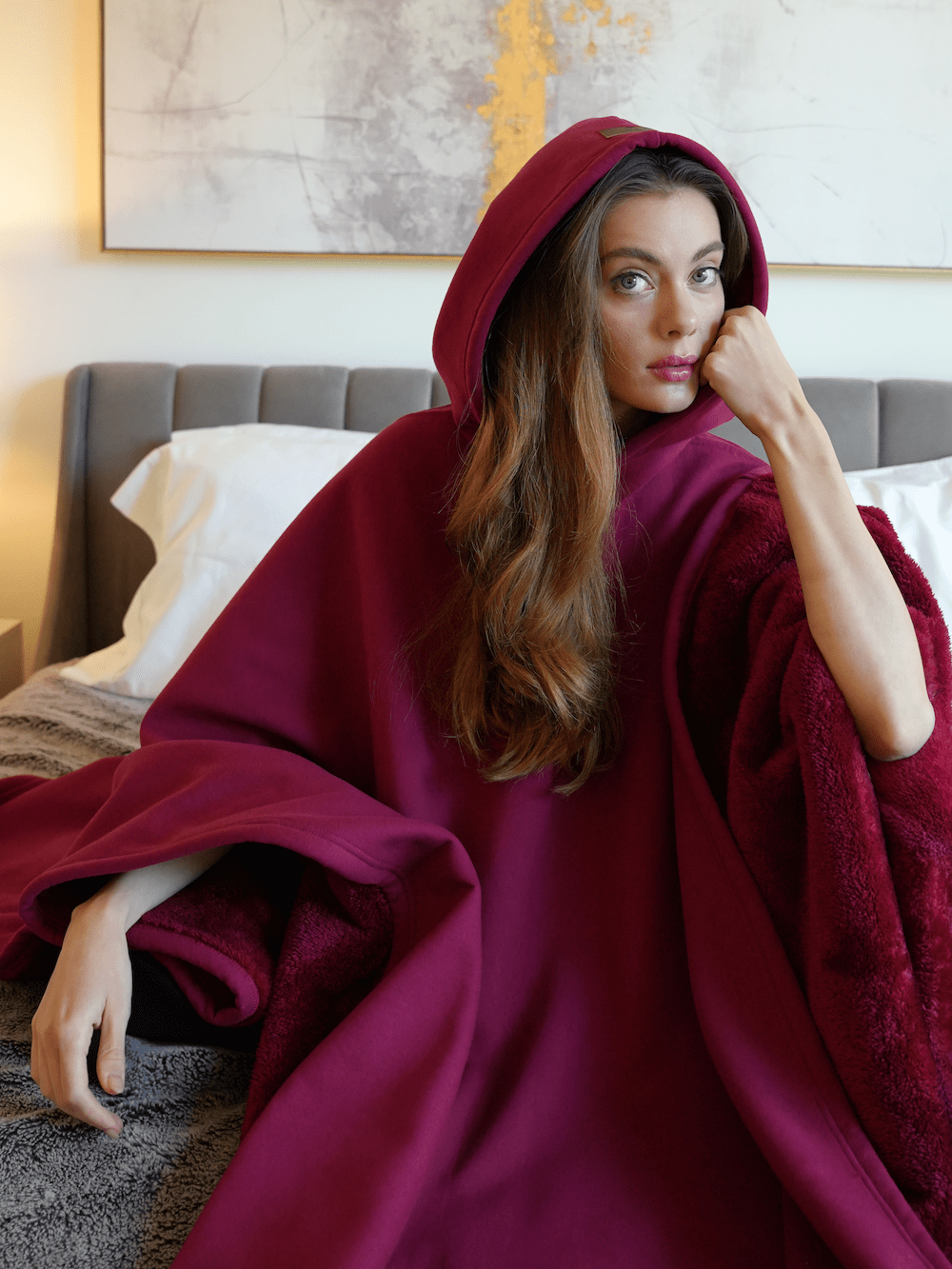 Vægtet hættejakke med oversized pasform og blødt inderfor