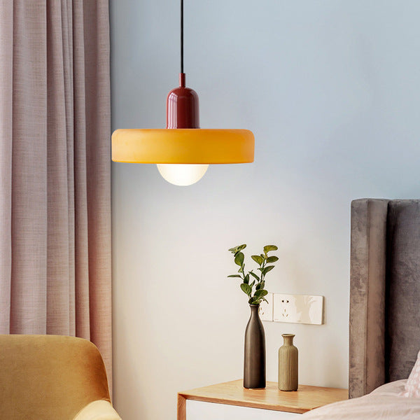 Bauhaus-pendel i farvet glas – design