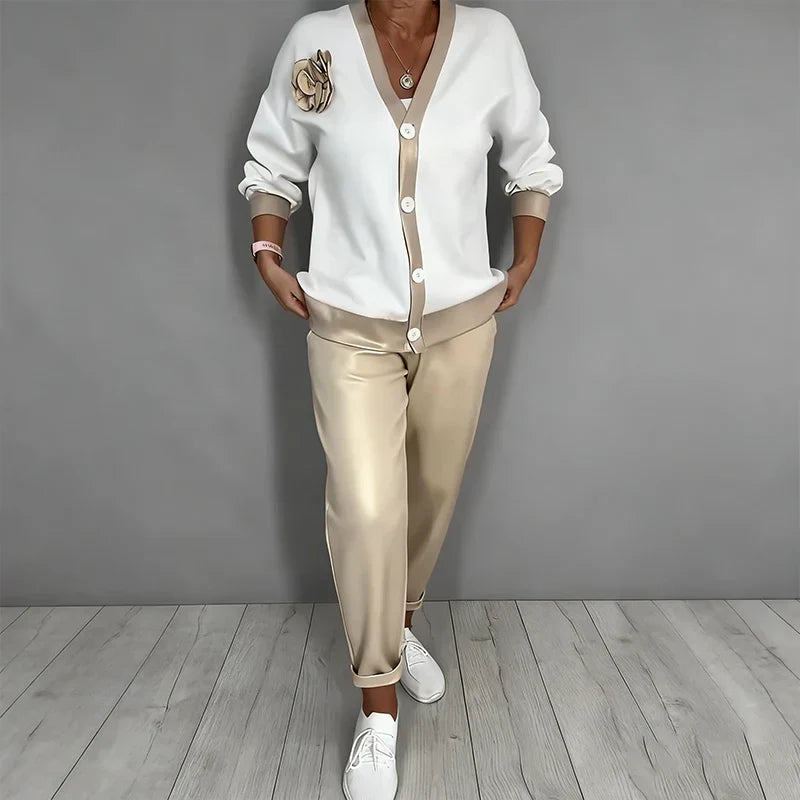 Icone™ CasualFit: Kvinders Afslappet Fit To Stykker Mode Sæt