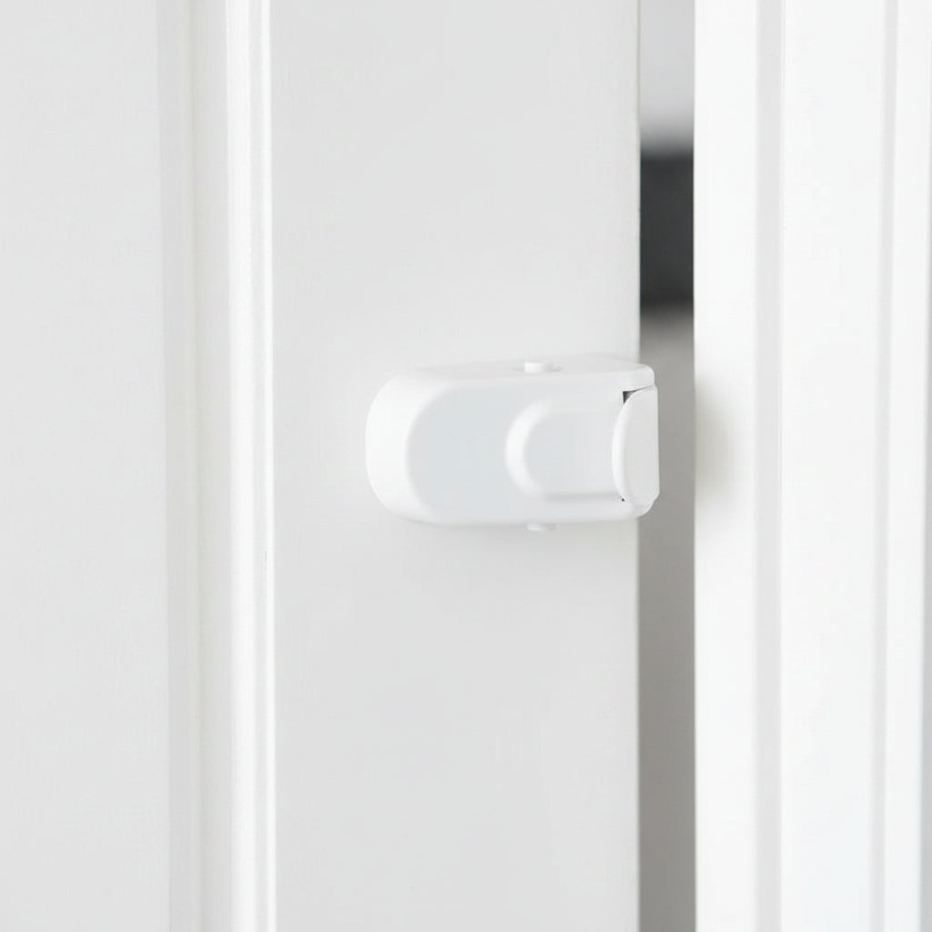 SafetyLock: Multifunktionel, Nem At installere Børnesikring