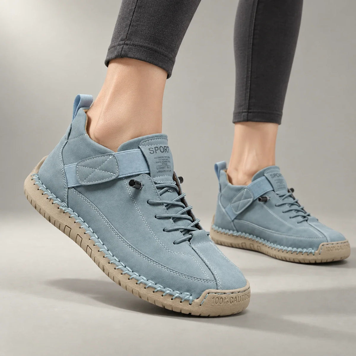 Ortopædiske gåsneakers til damer med bred tåboks og elastiske snørebånd