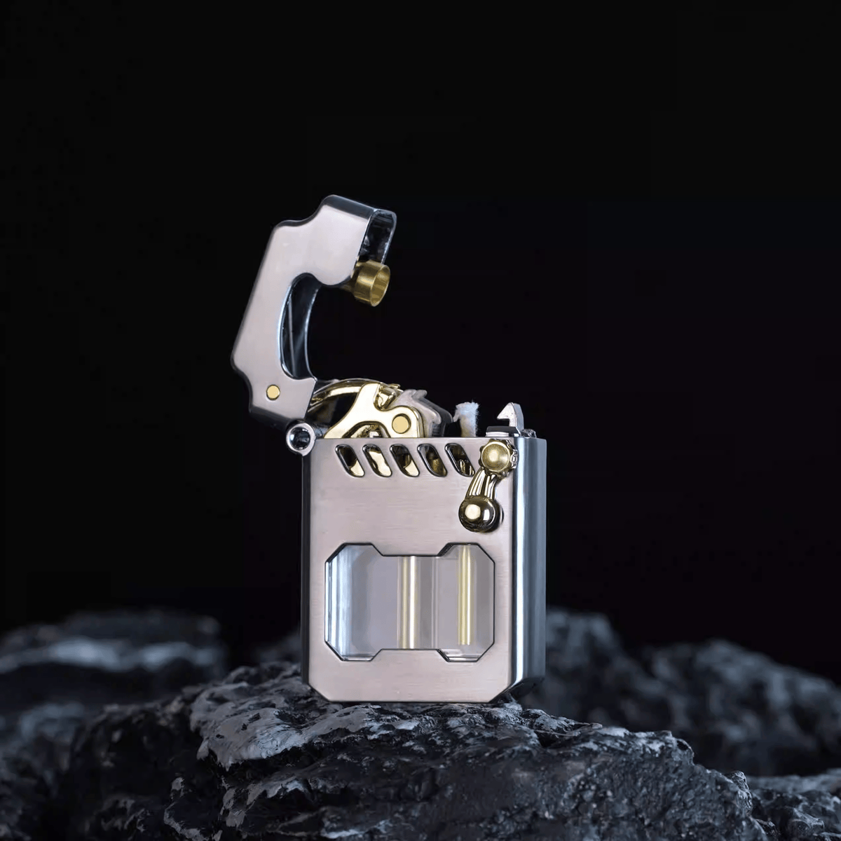 PowerLighter - Kraftig, Moderne Design, Vindfast Metal Lighter