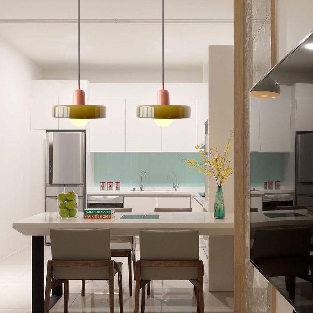 Bauhaus-pendel i farvet glas – design