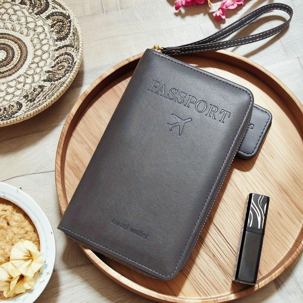 Icone™ TravelWallet 1+1 GRATIS: Alt I Én Pasholder Og Rejsetegnebog