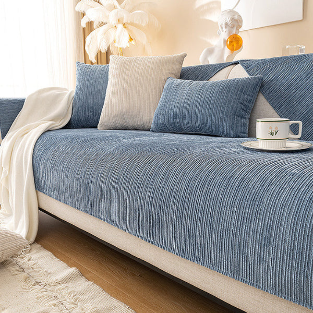 Globetrek° SofaCover – Elegant Holdbar Premium Stoff Sofa Betræk