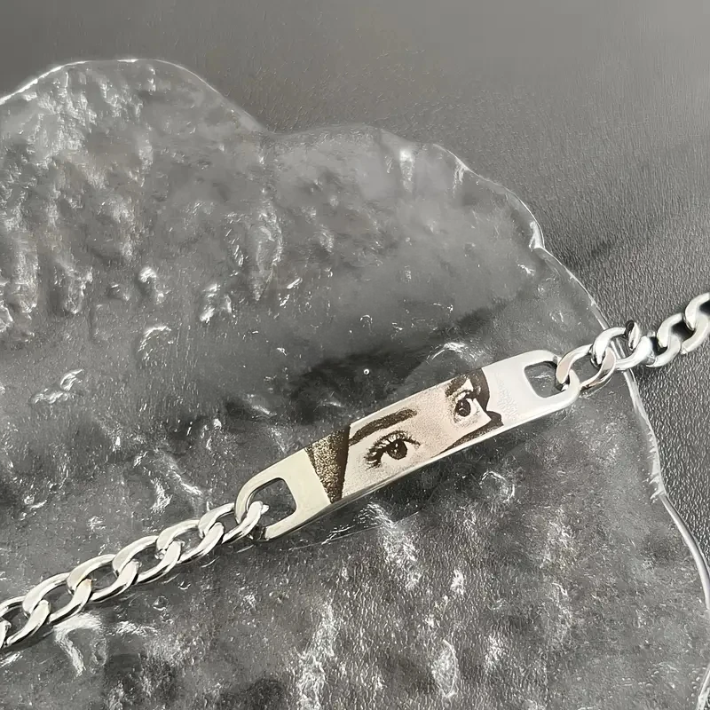 Jewelance™ PersonalizedBracelet: Moderne Elegant Personligt Øjne Print Armbånd