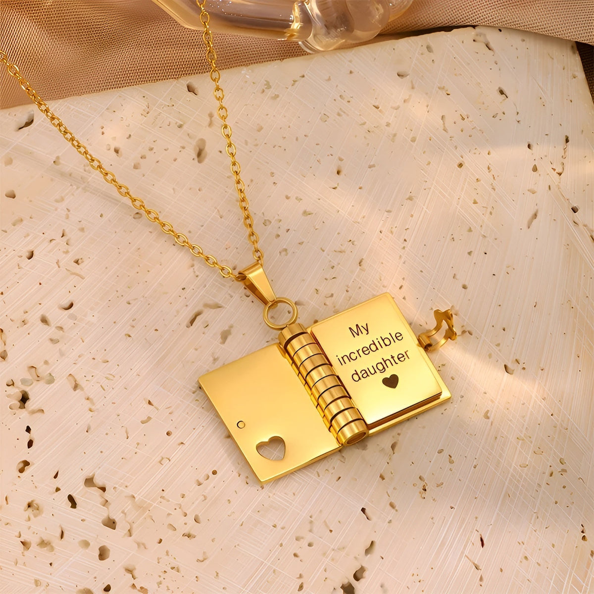 Jewelance™ BookPendant: Elegant Personlig Bog Pendant Mode Halskæde