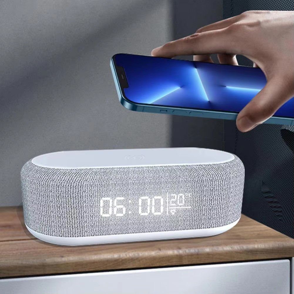 ChargeClock - Trådløs Opladnings Alarmur Med LED Skærm Og Ambient Natlys