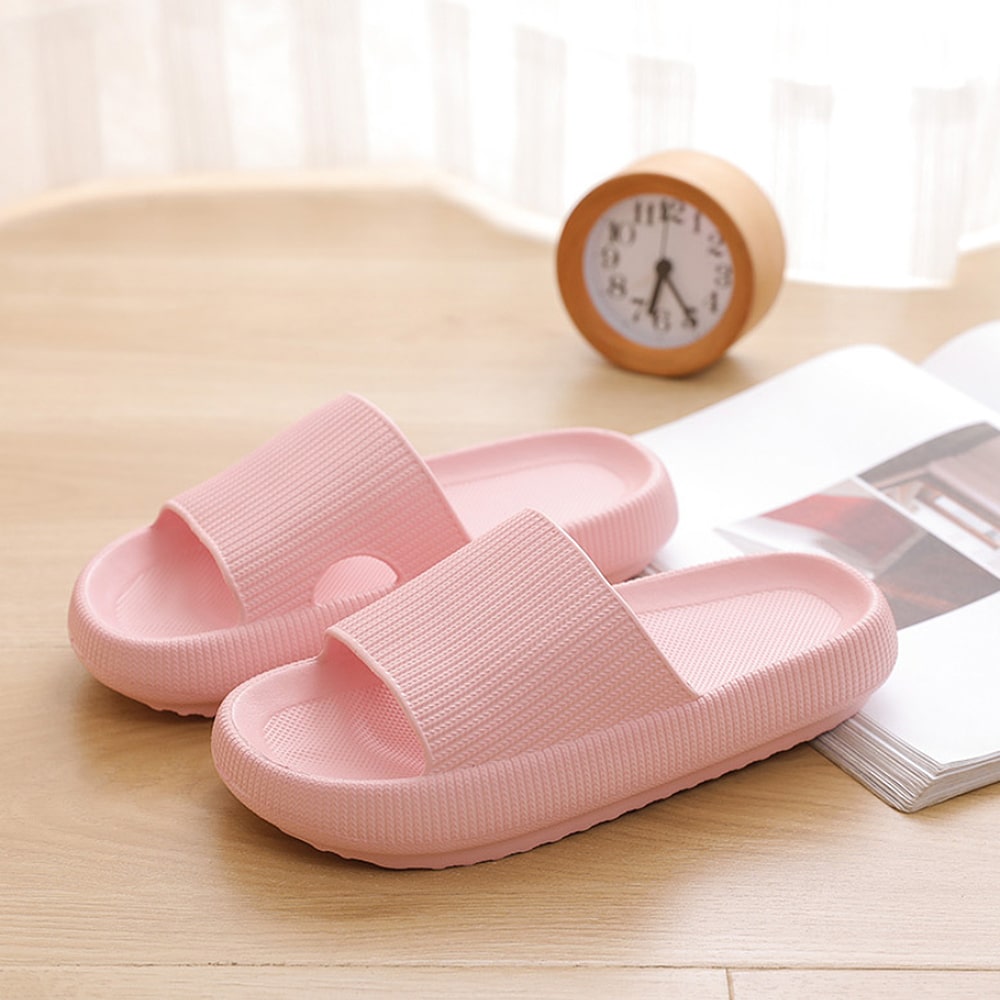 Happy™ ComfySlippers 1+1 GRATIS: Skridsikre, Superbløde Og Behagelige Hjemmesko