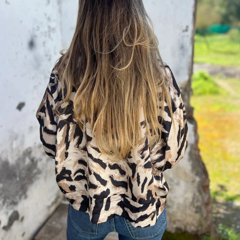 Icone™ ZebraJacket: Elegant Stilfuld Zebramønster Jakke