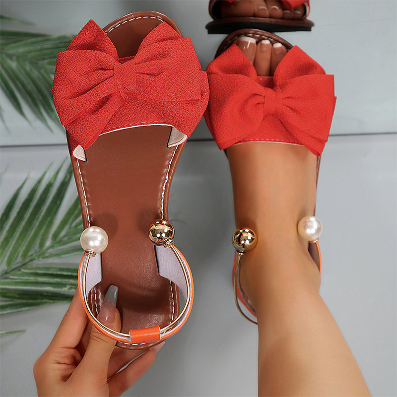 Happy™ ChicFootwear: Stilfuldt og Komfortabelt Fodtøj med Chic Bånd og Perle Detaljer