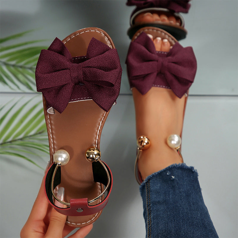 Happy™ ChicFootwear: Stilfuldt og Komfortabelt Fodtøj med Chic Bånd og Perle Detaljer