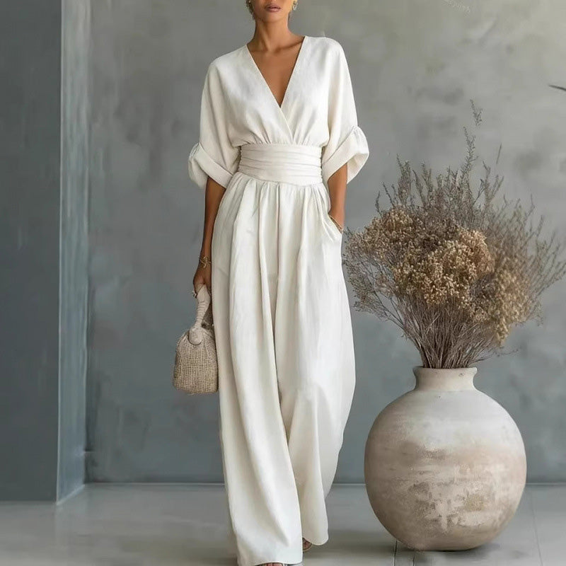 Icone™ ChicJumpsuit: Elegant V-Hals og Løs Ben Chic Jumpsuit